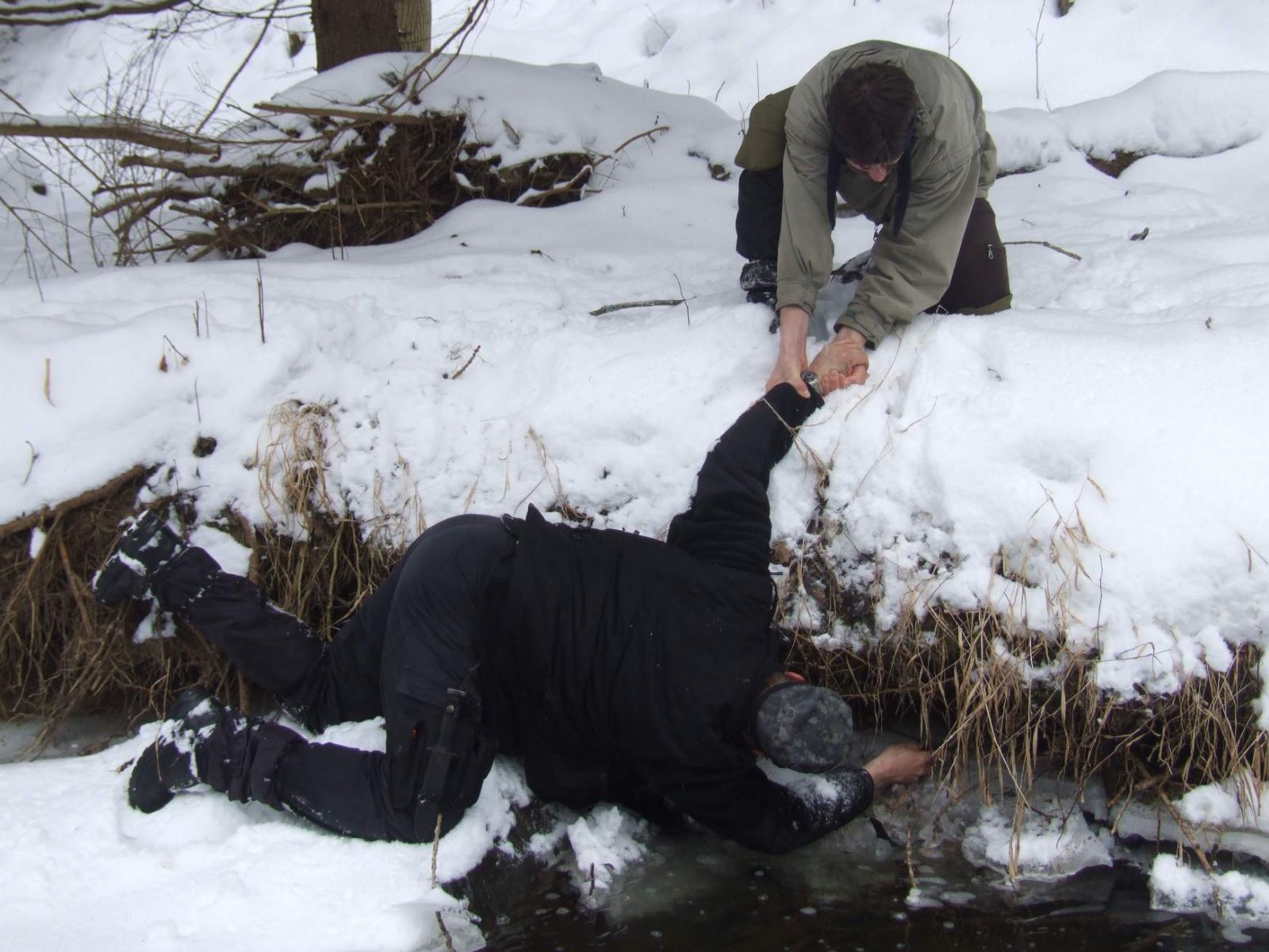 obrázek: Vydru v železech zvířecí záchranáři nenašli