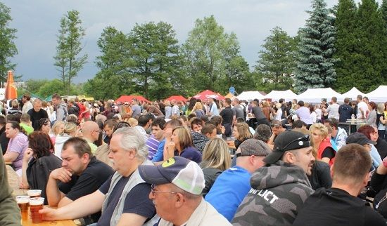 obrázek: APETIT FESTIVAL praskal ve švech