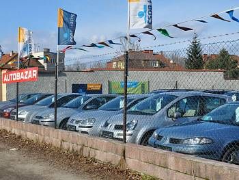 obrázek: Autobazarům začíná sezona, o nejstarší vozy zájem není