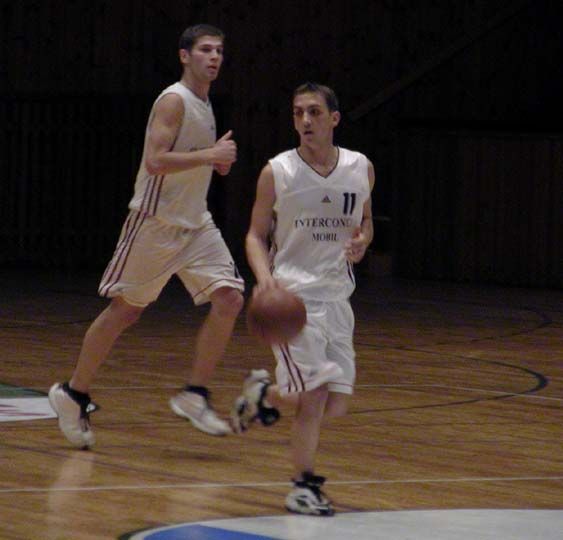 obrázek: Basketbalisté Lokomotivy prohráli o 20 bodů v Pardubicích