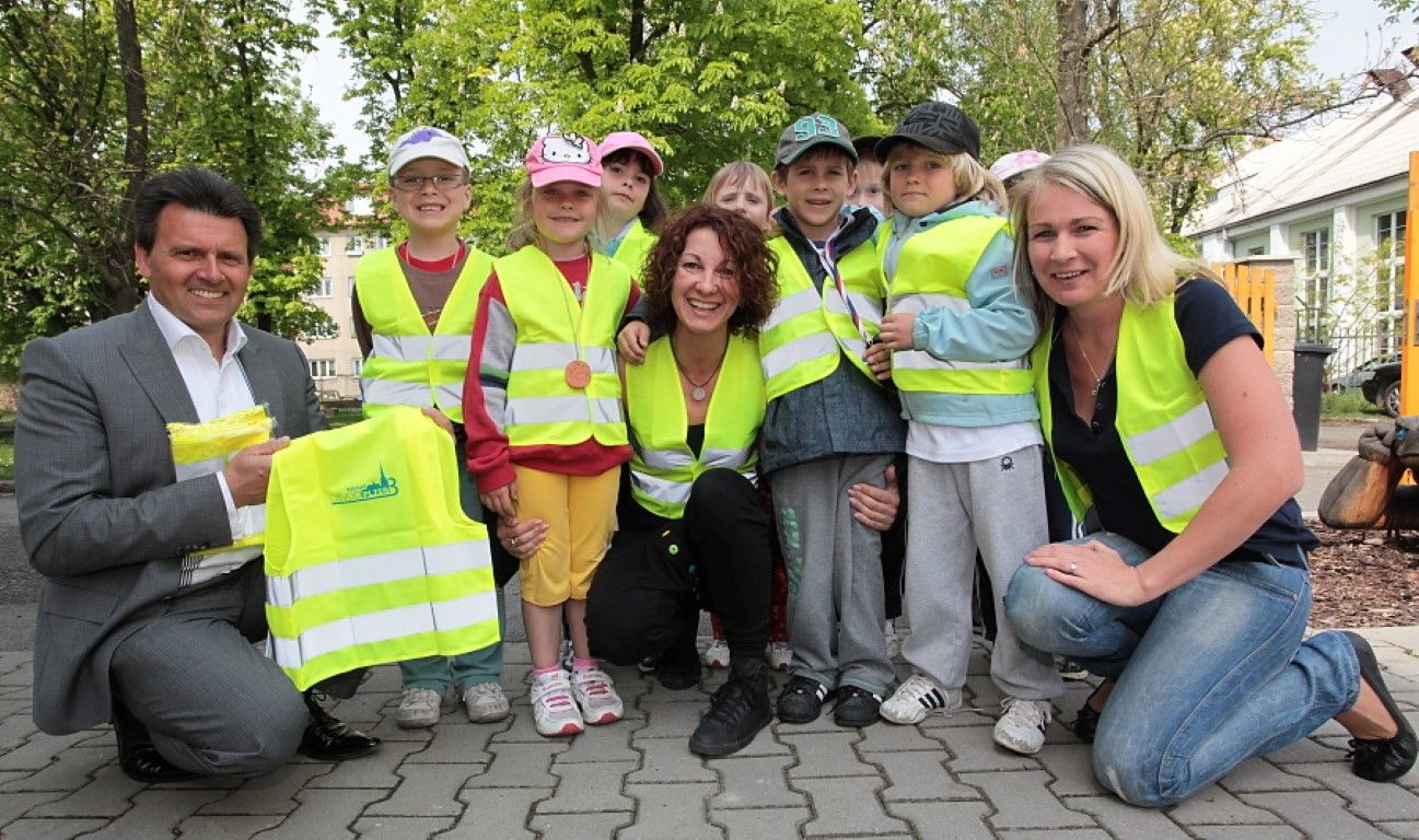 obrázek: Bezpečnost zajistí předškolákům v Plzni reflexní vesty