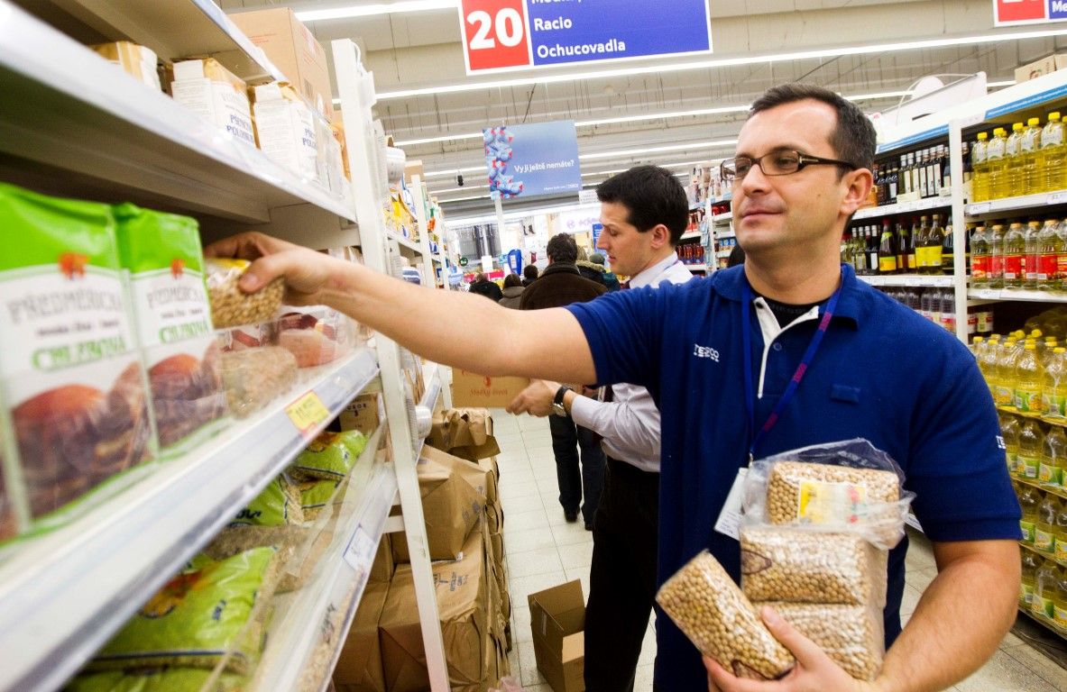 obrázek: Bílé límečky pomáhají před Vánoci v obchodech Tesco