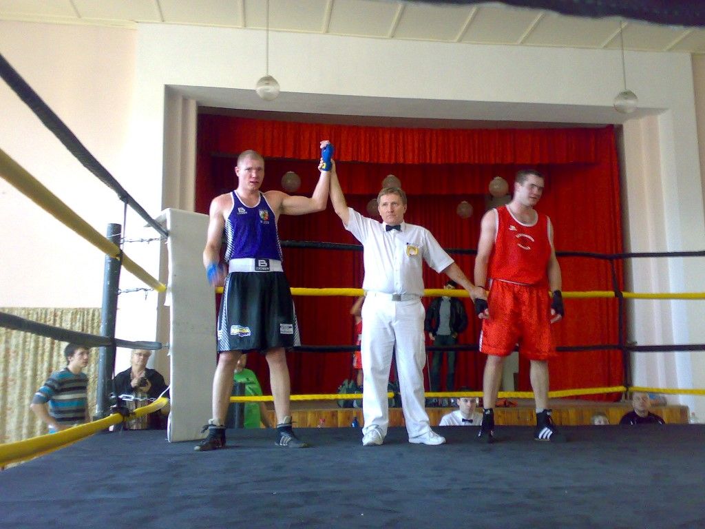 obrázek: Boxer Jirka Štádler vybojoval další vítězství