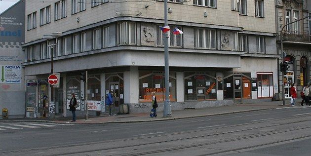 obrázek: Bufet Adrie nikdo nechce, ÚMO 3 snižuje vyvolávací cenu