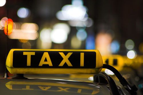 obrázek: Chtěl se odvést vozem taxi zadarmo