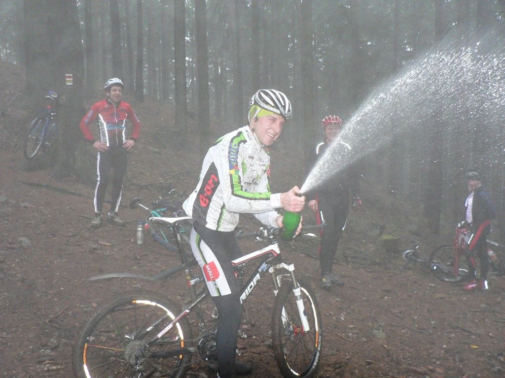 obrázek: Cyklisté a běžci se opět na Nový rok setkají na Žďáru u Rokycan