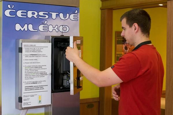 obrázek: Další mlékomat Milknatur stojí na plzeňské Doubravce