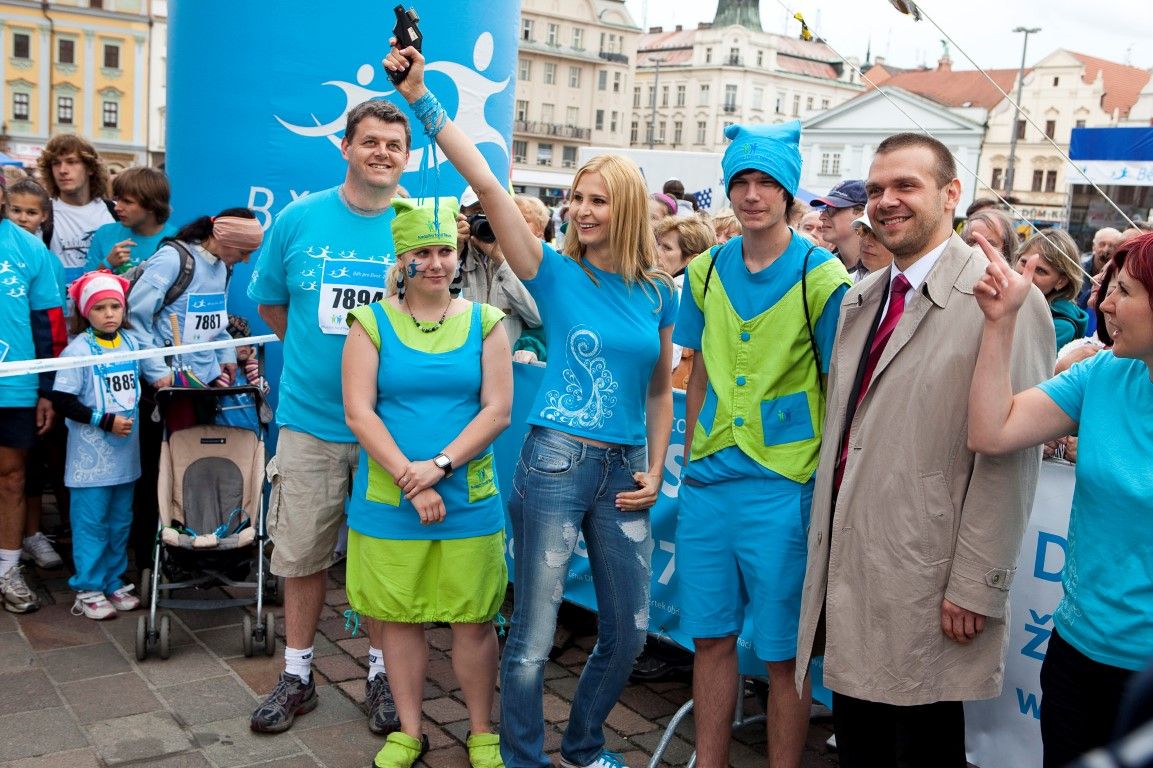 obrázek: Ivana Gottová odstartovala v Plzni úspěšný Běh pro život