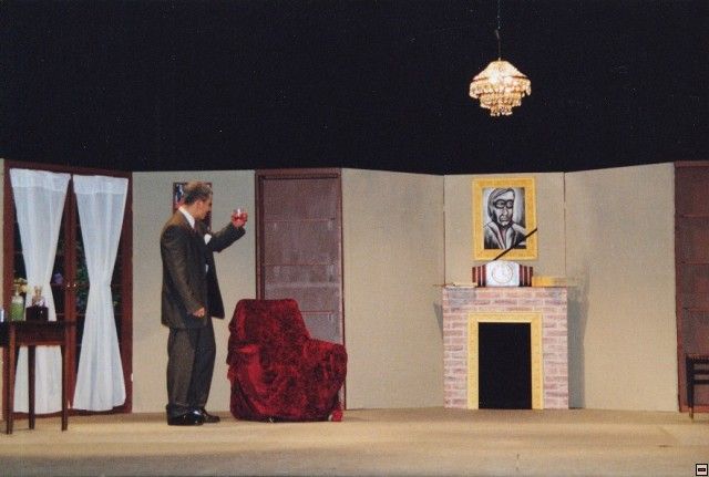 obrázek: Komorní divadlo uvádí hororovou komedii Hrobka s vyhlídkou