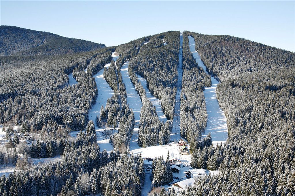 obrázek: Na Špičáku sněží a lyžuje se za ceny vedlejší sezony