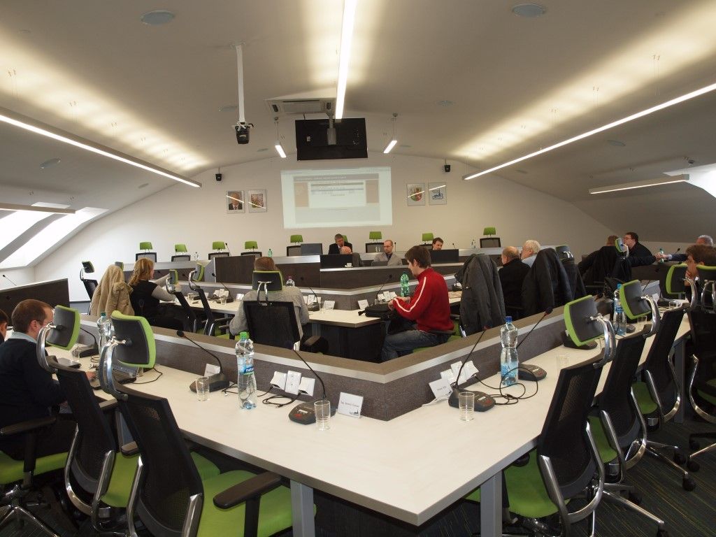 obrázek: Na ÚMO Plzeň 3 vyzkoušeli elektronickou aukci a ušetřili