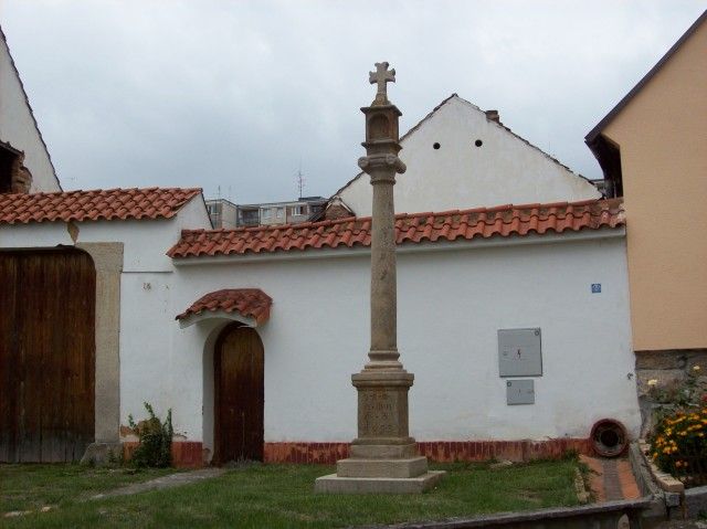 obrázek: Památkáři chtějí opravit usedlost na Bolevecké návsi