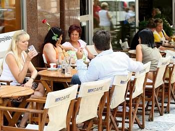 obrázek: Radní Plzně rozhodli, jak mají vypadat předzahrádky