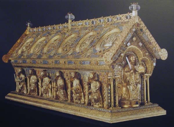 obrázek: Zámek Bečov křtí v sobotu knihu o relikviáři sv. Maura