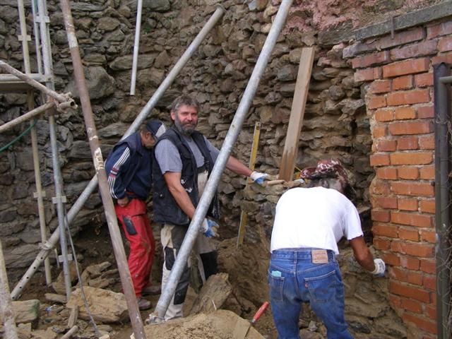 obrázek: Stříbrské hradby se postupně dočkají oprav