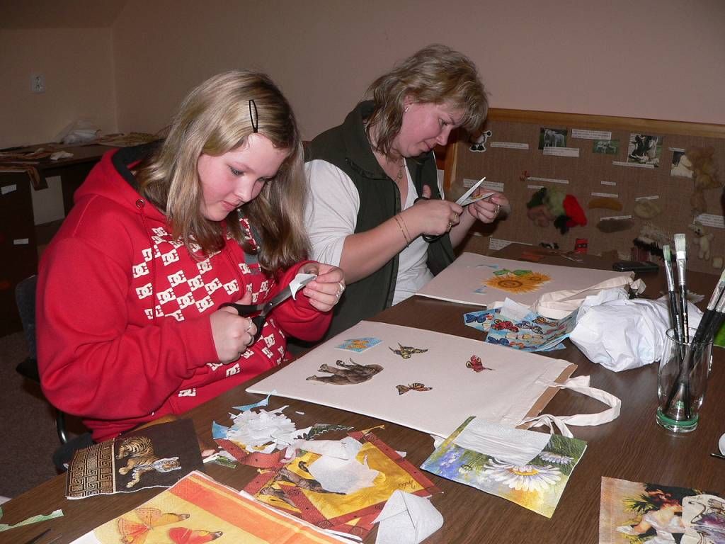 obrázek: Šumavský Stožec zve na úterní zdobení tašek