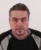 obrázek: Švamberk a Hauk utíkají před policií a basou. Víte kde jsou?
