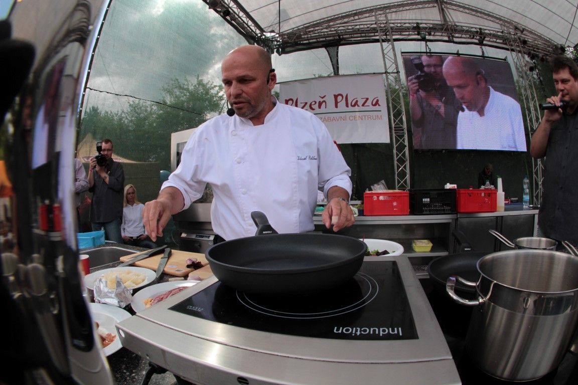 obrázek: Areál za plzeňskou Plazou ovládá o víkendu Apetit Festival