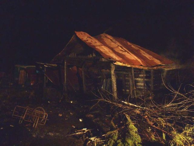 obrázek: Bezdomovec v Sušici před požárem chatky utekl