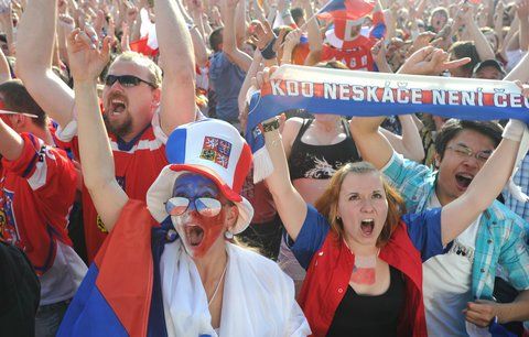 obrázek: Fotbalové EURO zvedá v Plzni prodej televizí