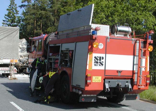 obrázek: Hasiči zachraňovali děti z výtahu