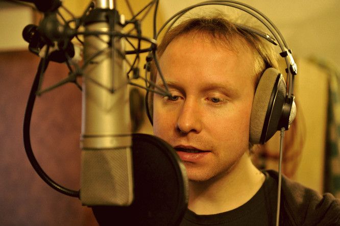 obrázek: Jirka Mucha v sobotu křtí indicko české album Jinou cestou