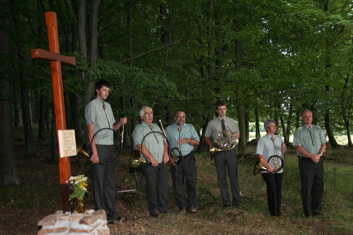 obrázek: Myslivecké odpoledne v Přísednici připomnělo tragédii