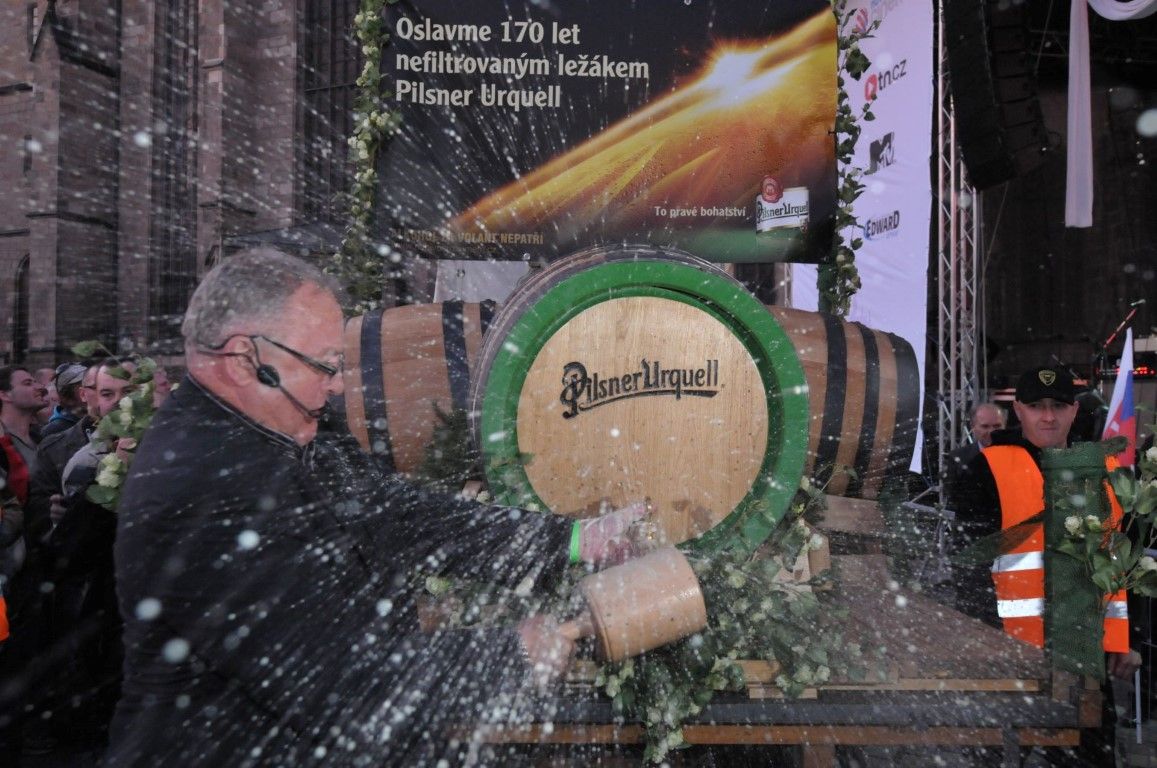 obrázek: Na náměstí v Plzni v pátek ochutnejte požehnané pivo 