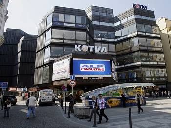 obrázek: Nová výstava v Plzni představí Prior, Máj nebo Kotvu