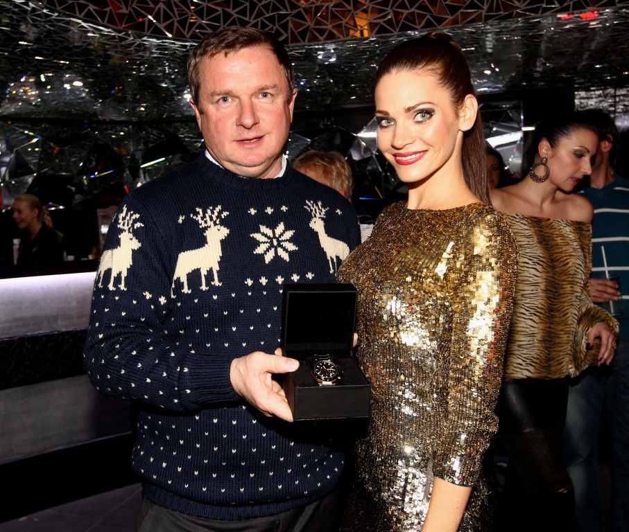 obrázek: Oslavy Viktorky - Limberský dostal paruku, Vrba svetr