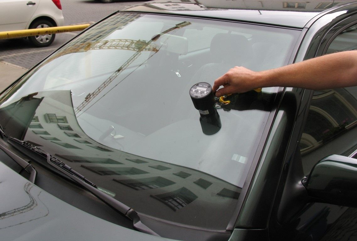 obrázek: Policisté v kraji mají zařízení pro měření propustnosti skel