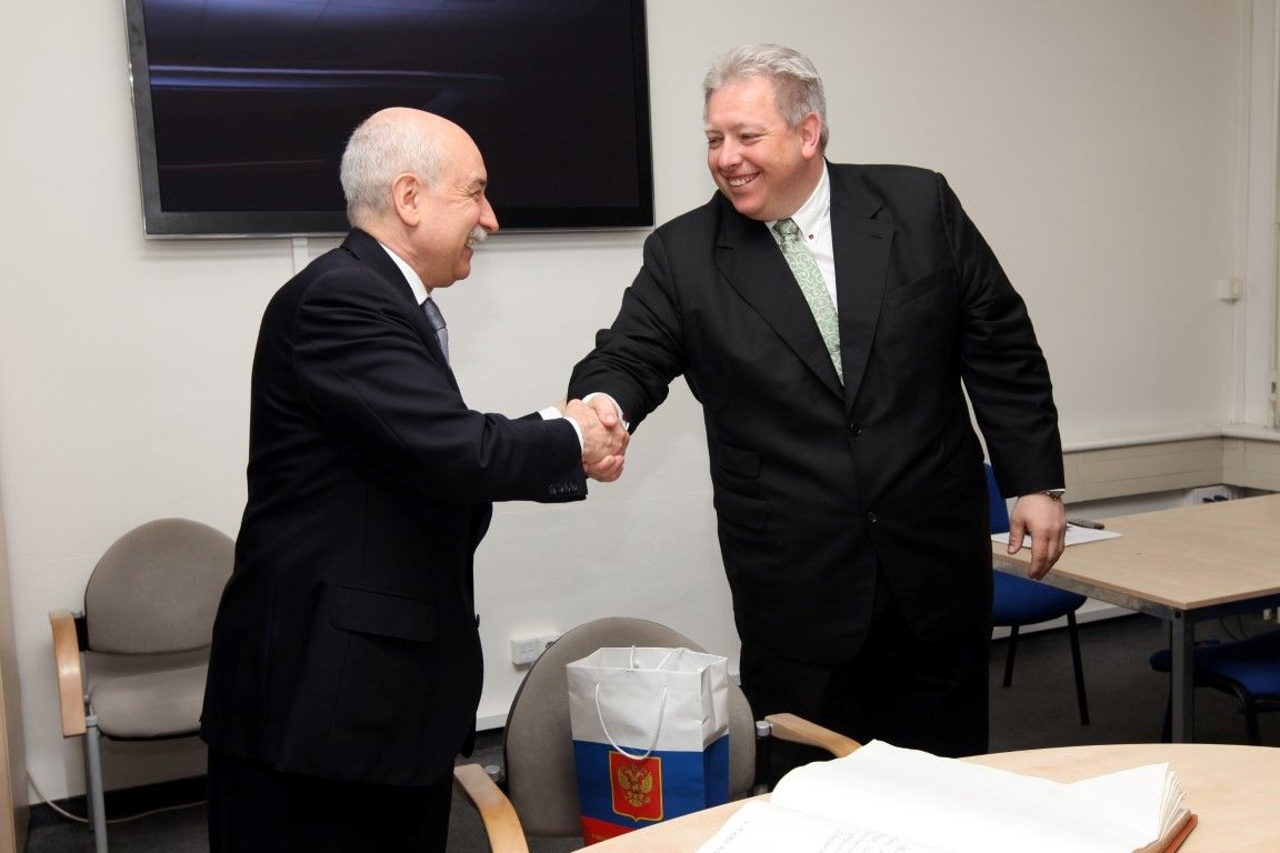 obrázek: Ruský velvyslanec jednal s hejtmanem nejen o Temelínu