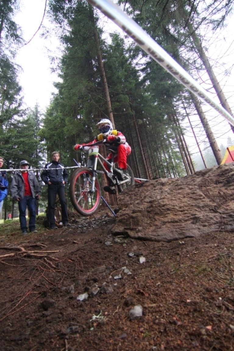 obrázek: Špičák o víkendu hostí Evropský pohár ve sjezdu horských kol