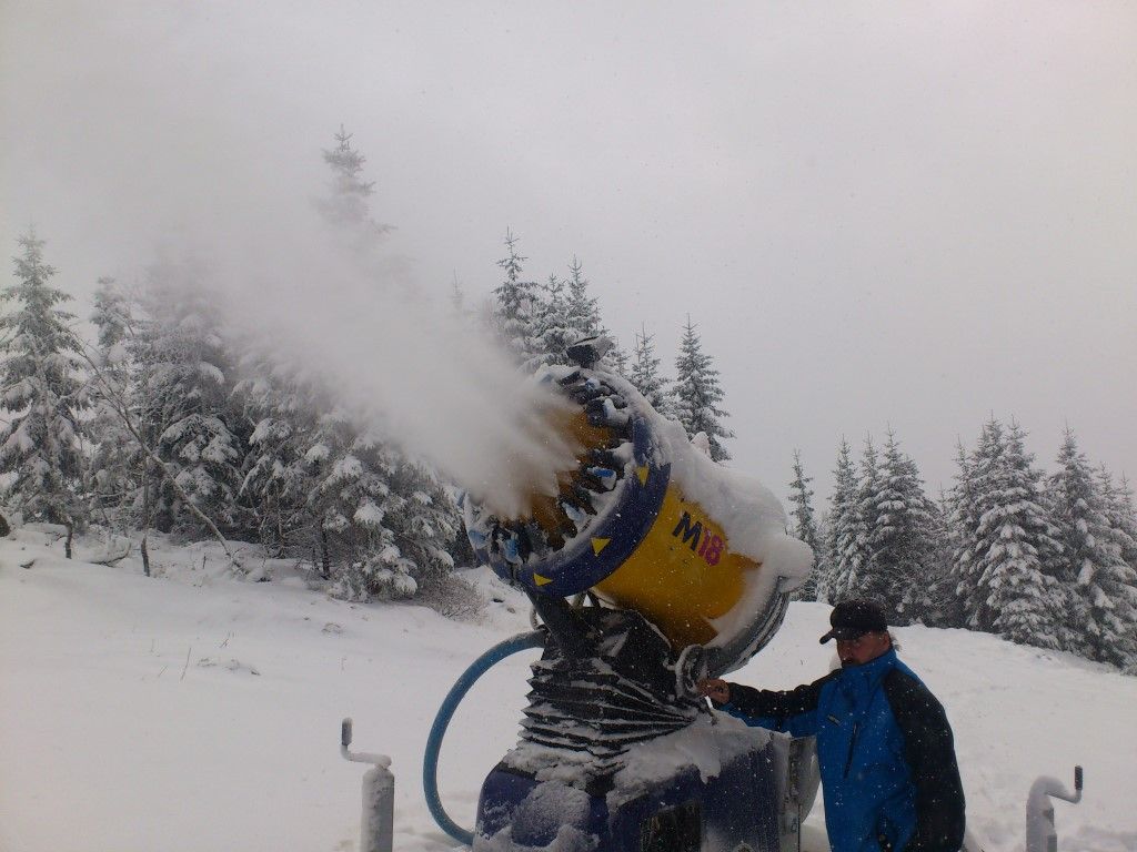 obrázek: Špičák zasněžuje, sezona začne v pátek