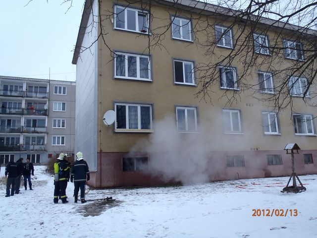 obrázek: V Janově na Rokycansku vzplál sklep, tři lidé se nadýchali