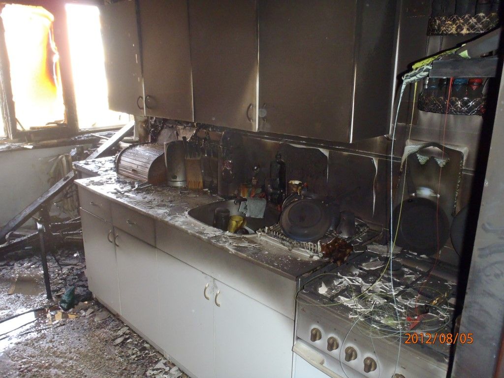 obrázek: V plzeňském bytě hořela kuchyň, oheň ji celou zničil