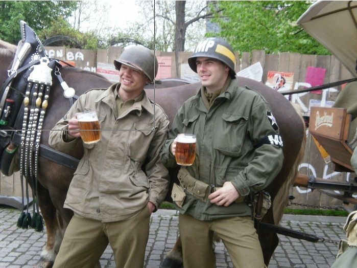 obrázek: Vyfoťte v Křižíkových sadech nejlepší fotografii roku 1945