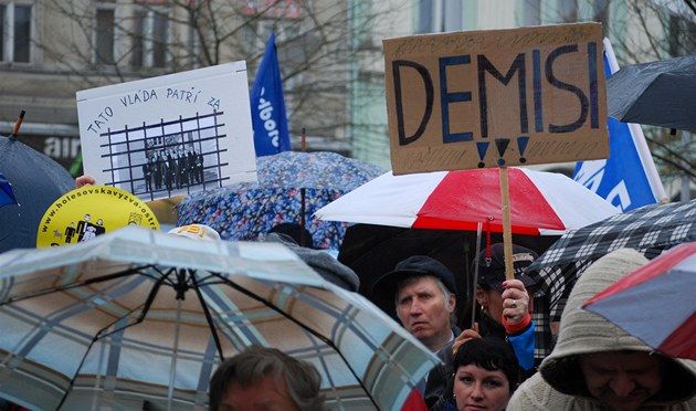 obrázek: Z kraje vyráží do Prahy protestovat 20 autobusů odborářů 
