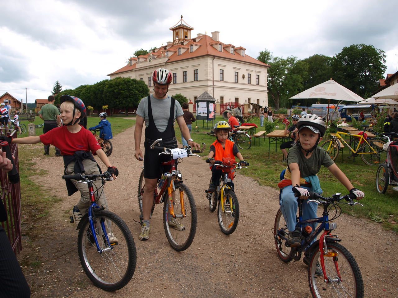 obrázek: Zámek Rochlov zve na sobotní dětský den a cyklozávod
