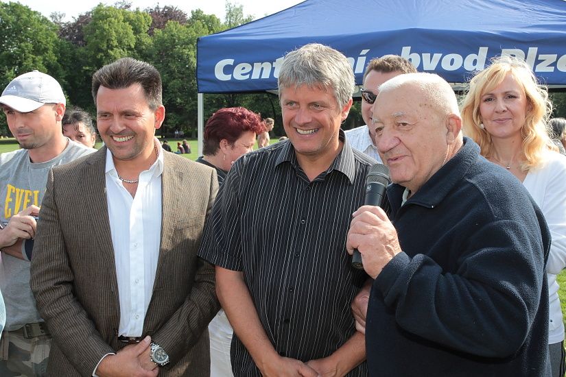 obrázek: Zdeněk Srstka zve pejskaře na plzeňský Psí den