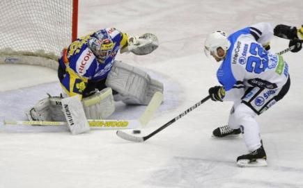 obrázek: Zlín srovnal sérii, o semifinalistovi se rozhodne ve středu v Plzni