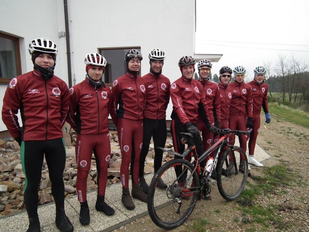obrázek: Cyklistická Sparta zahájila trénink na novou sezonu prvním kempem