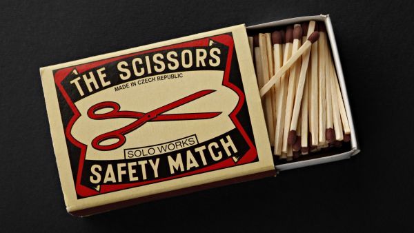 obrázek: Děti zůstaly v Srbicích samy doma, sirkami podpálily dům