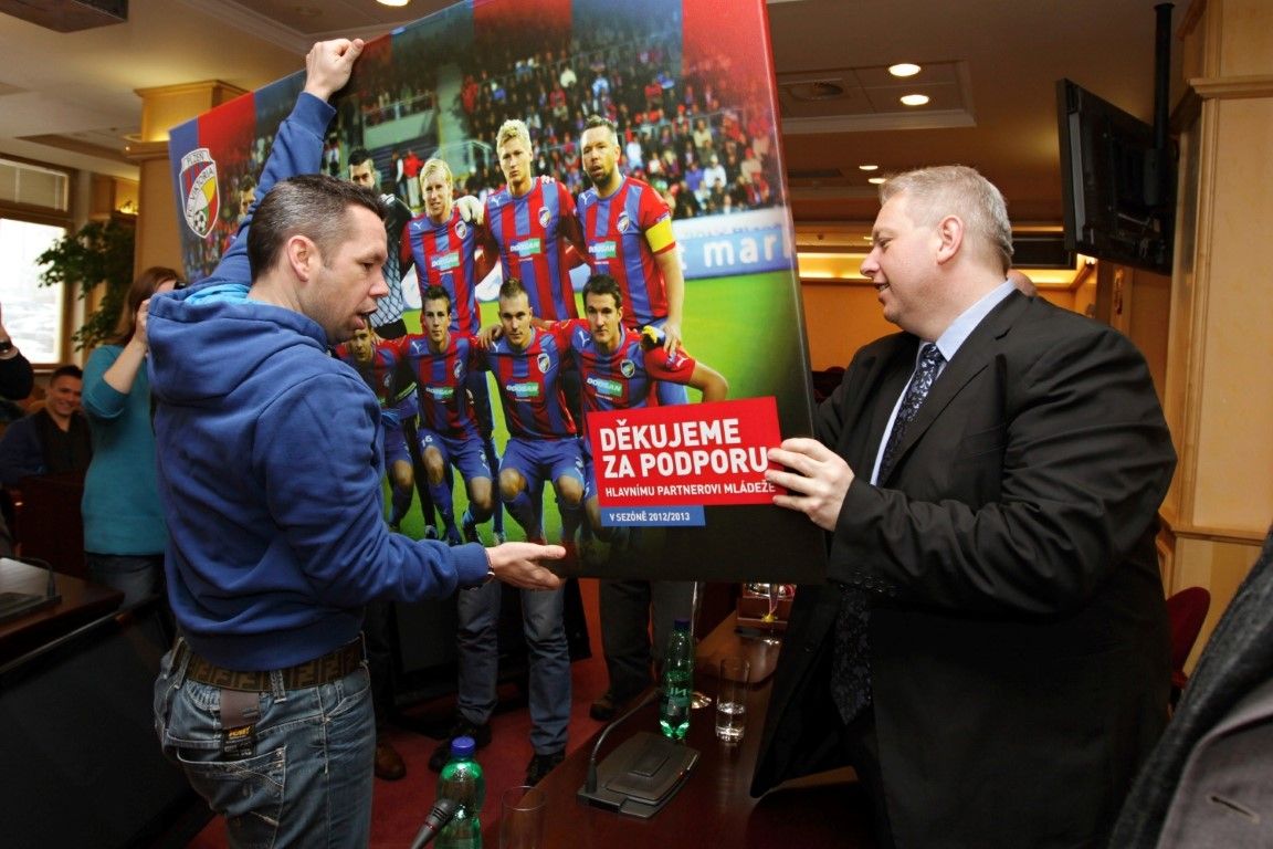 obrázek: Hejman poděkoval fotbalistům Viktorie Plzeň