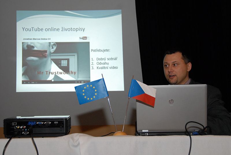 obrázek: Jak najít práci pomocí internetu?