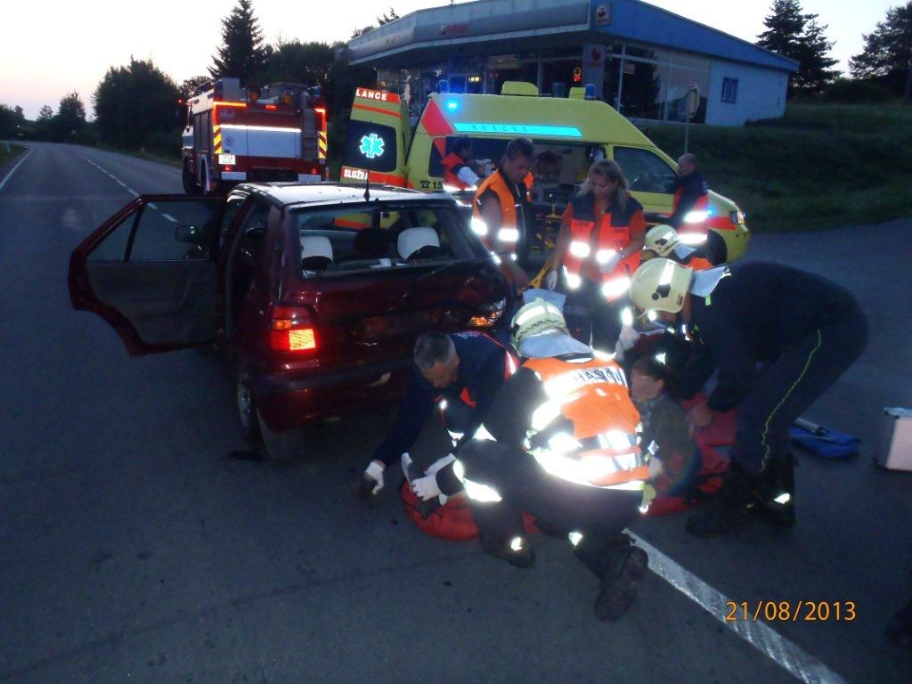 obrázek: Nehoda na křižovatce v Tachově: Čtyři zranění