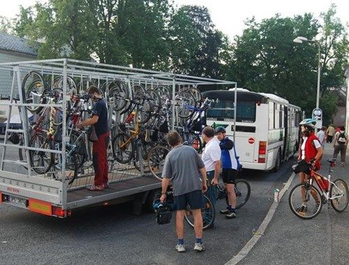 obrázek: O víkendu vyjely cyklobusy, rozjel se bikepark Špičák