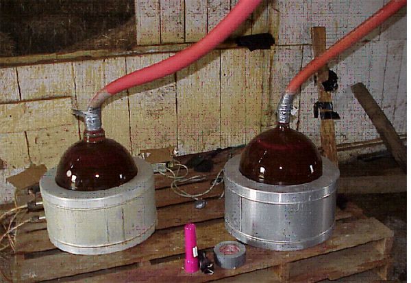 obrázek: Policisté objevili na Tachovsku obří varnu pervitinu