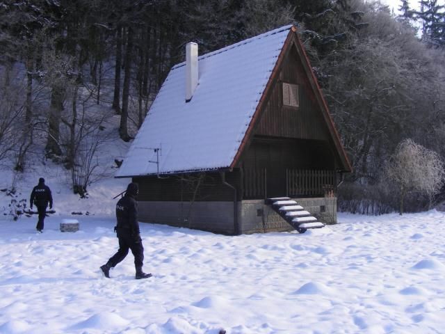 obrázek: Policisté se zaměřují na kontrolu chatových oblastí