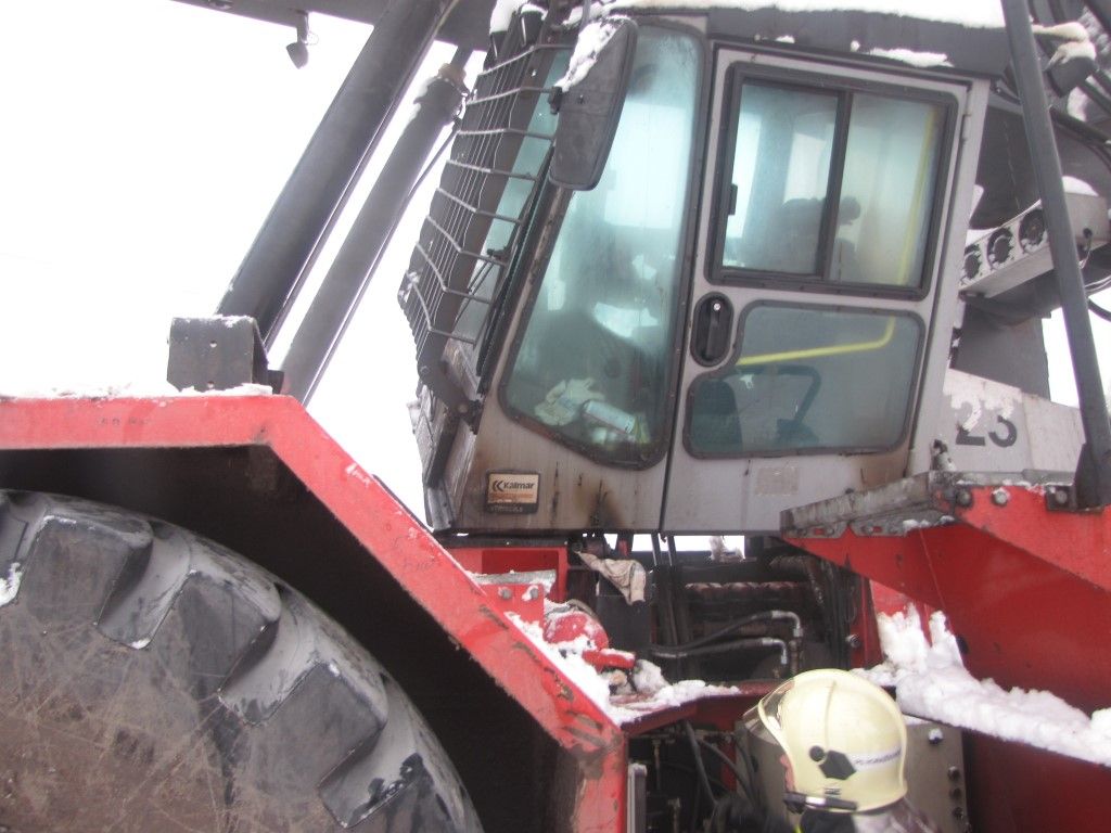 obrázek: Požár nakladače způsobil škodu za čtvrt milionu